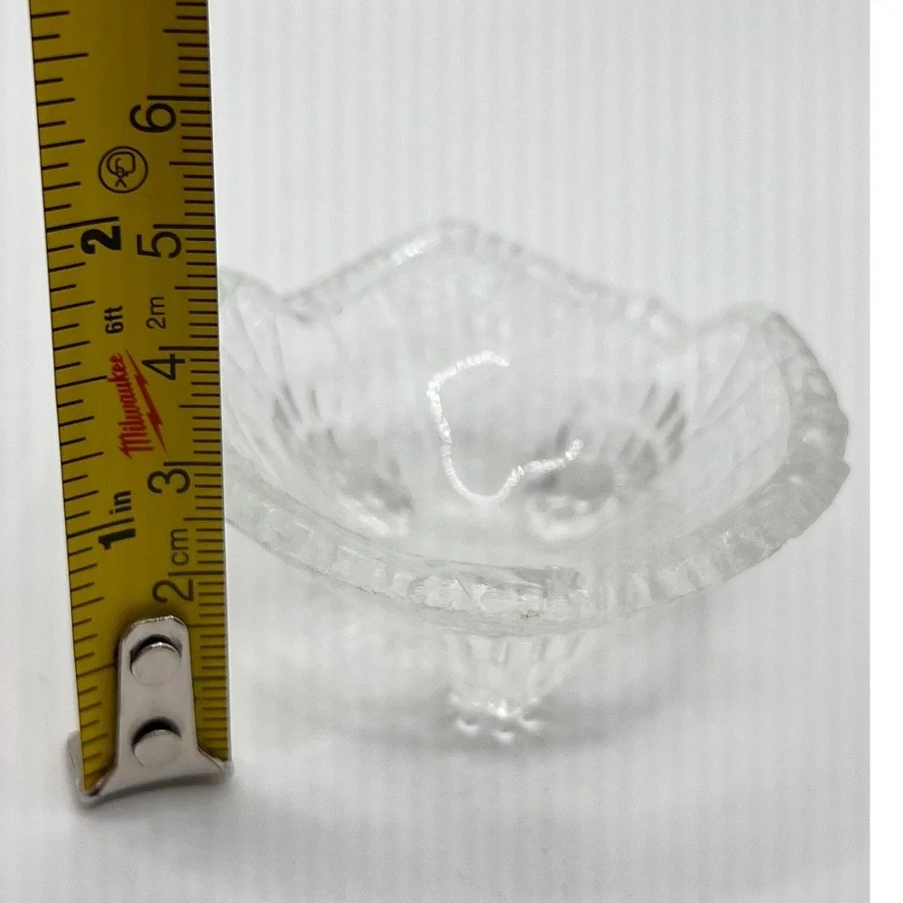 Fostoria Salt Cellars Clear Excellent Leaf Berry Pressed Glass Set of 4